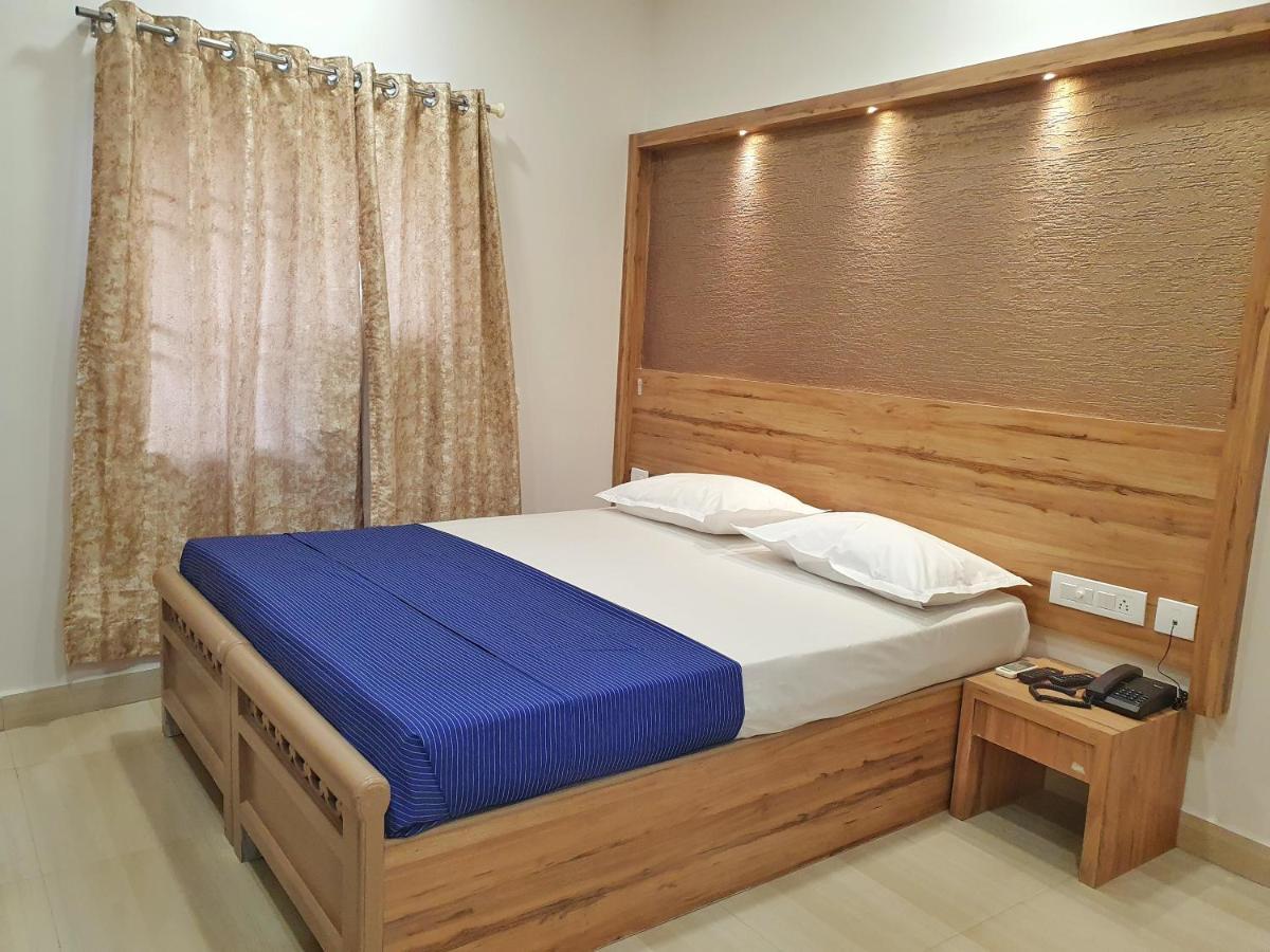 Stay Court - Business Class Hotel - Near Central Railway Station Chennai Bagian luar foto