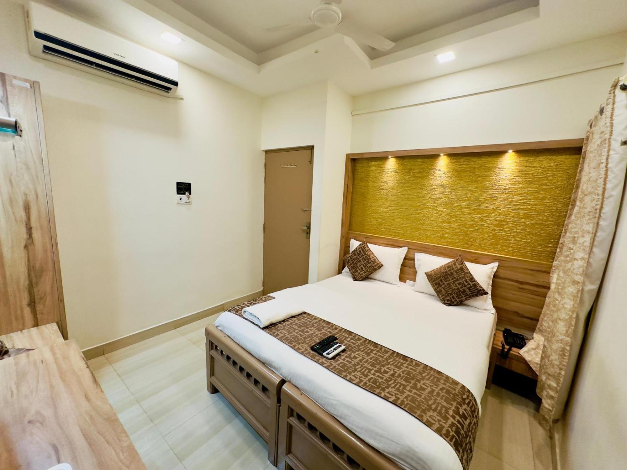 Stay Court - Business Class Hotel - Near Central Railway Station Chennai Bagian luar foto