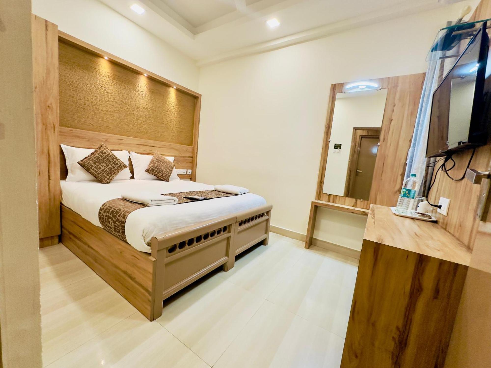 Stay Court - Business Class Hotel - Near Central Railway Station Chennai Bagian luar foto